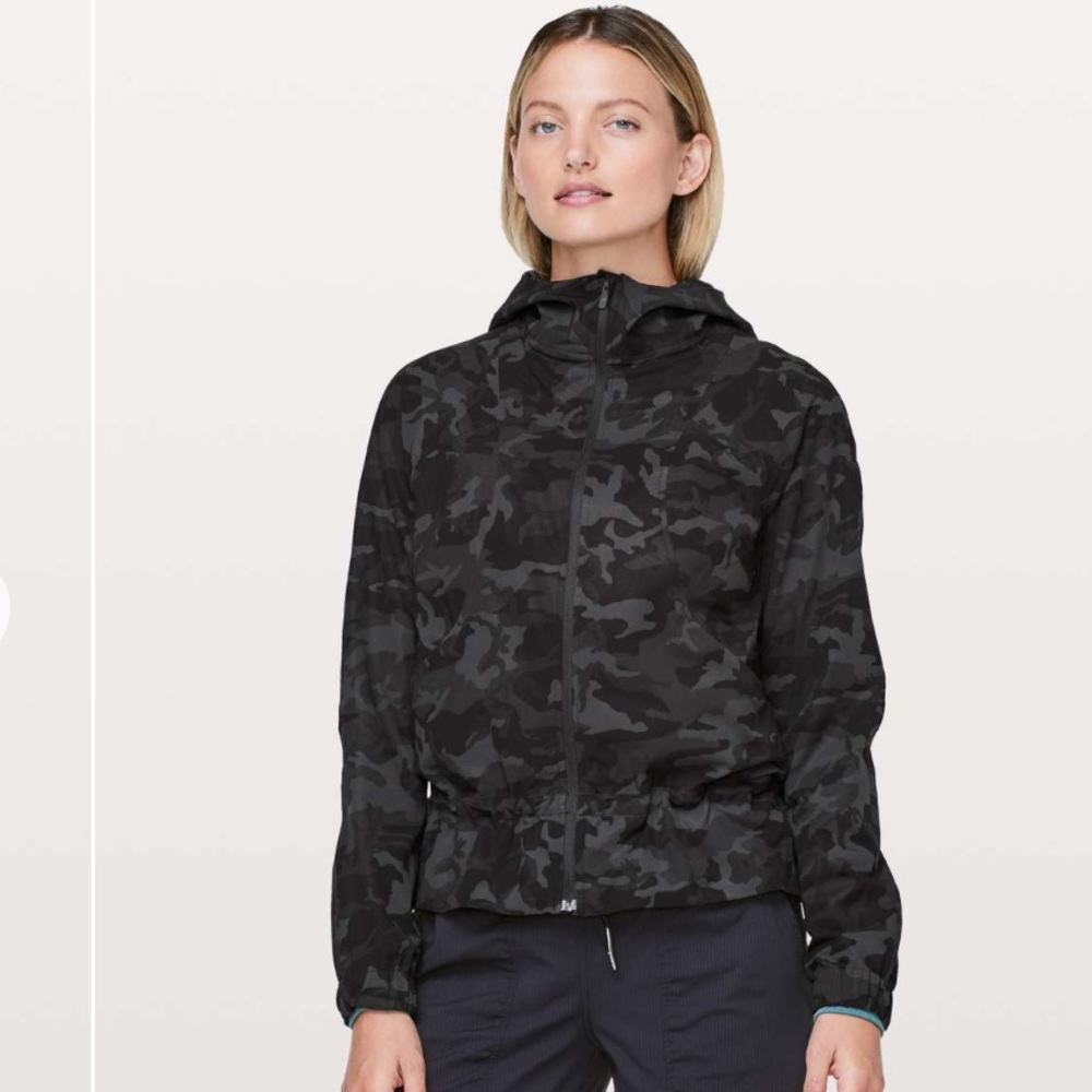 Lululemon Pack It Up Jacket Camo